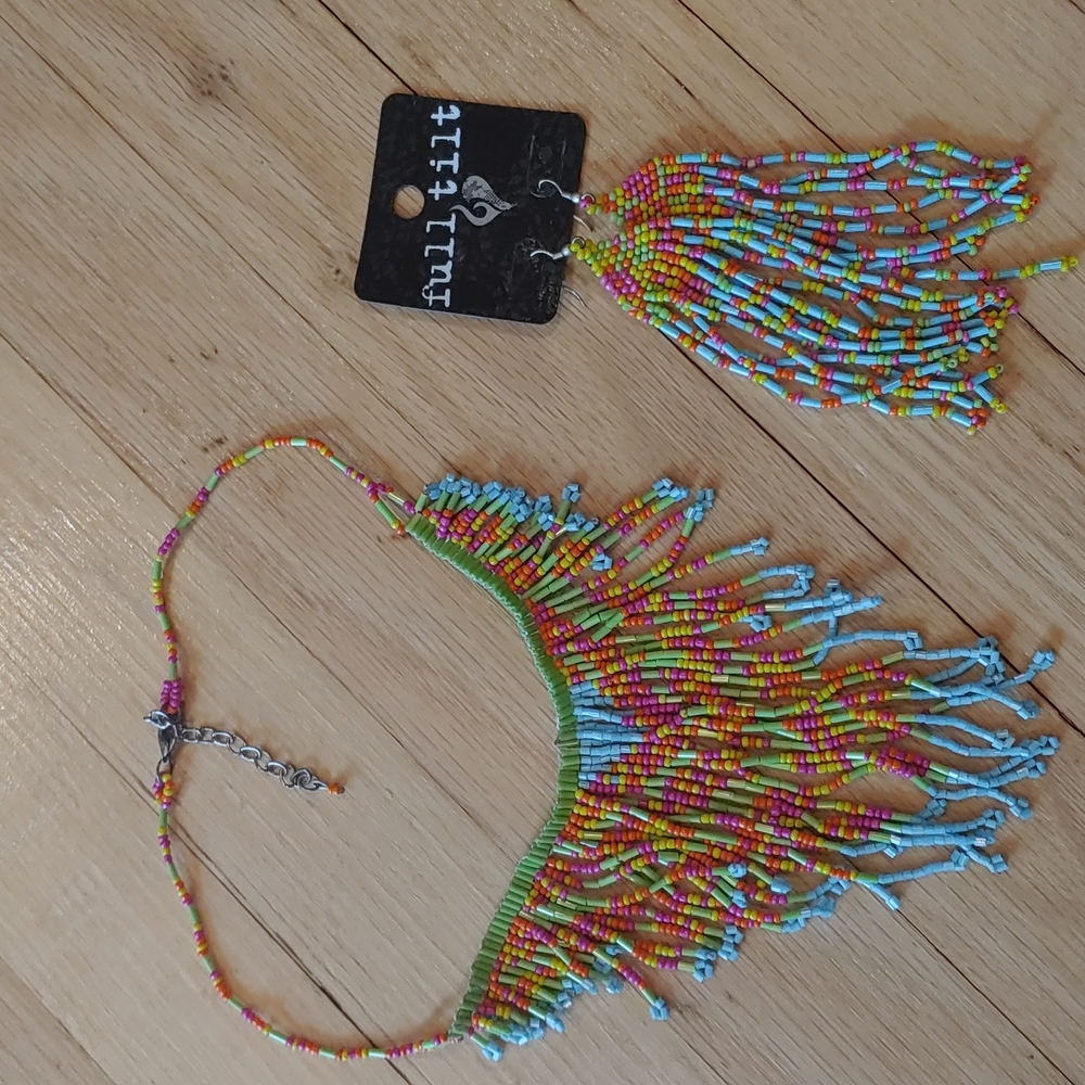 4/$15☀Colorful Beads necklace and earrings